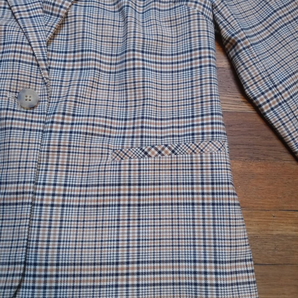 J. Jill Plaid Blazer in Tan and Black - Picture 6 of 16